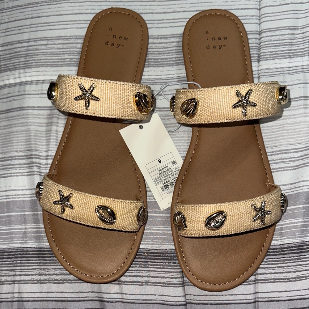 A New Day Beige Beach Shell Themed Embellished Sandals